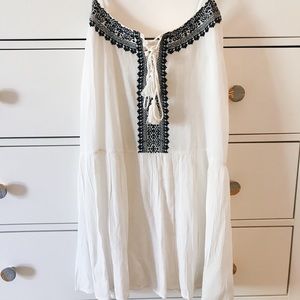 NEW Billabong white embroidered dress/ cover up